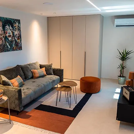 Double B Apartment Turan Esterno foto