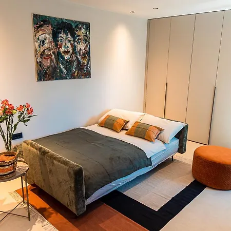 Double B Apartment Turan Esterno foto